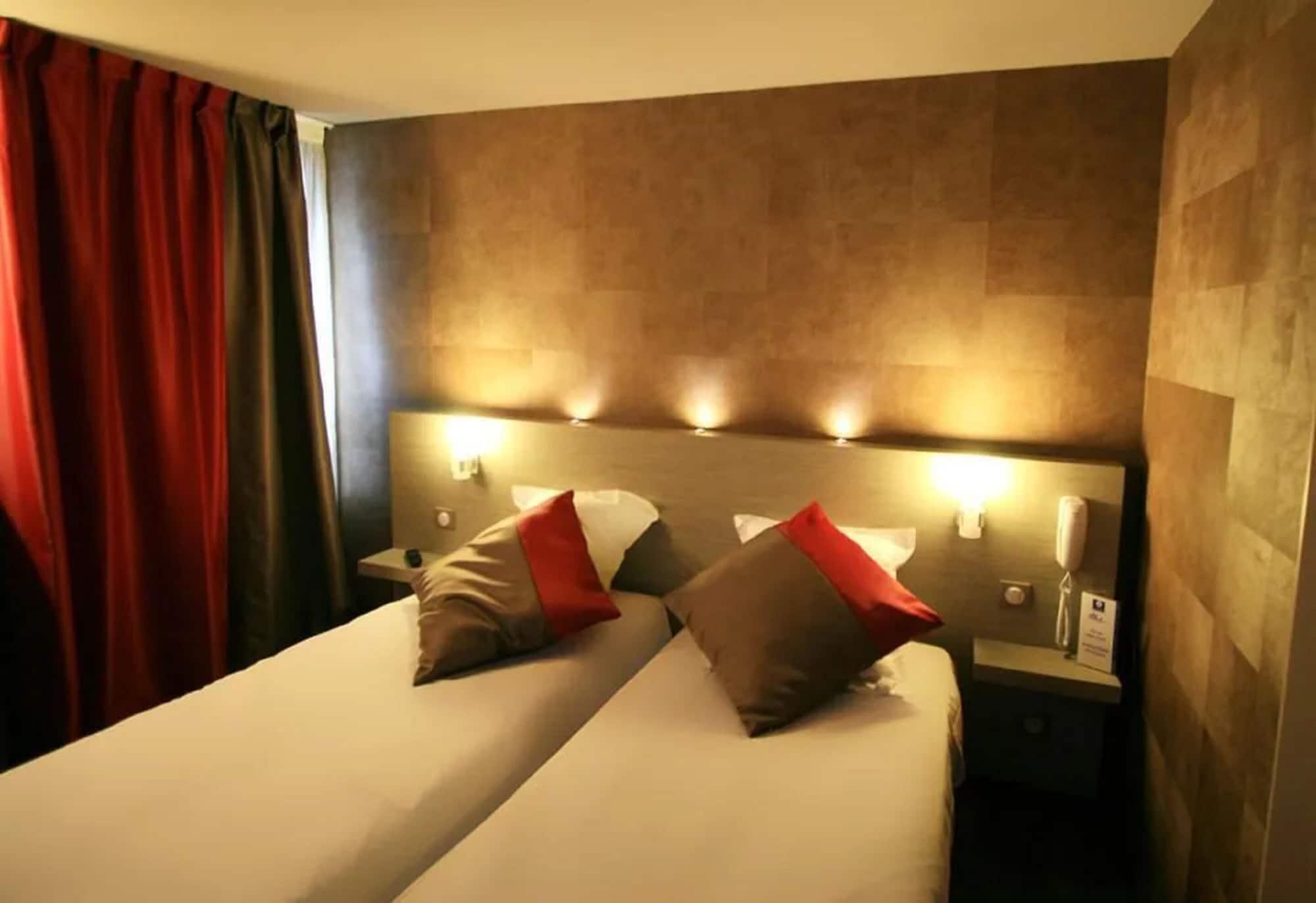 Best Western L'Atelier 117 Maubeuge Room photo