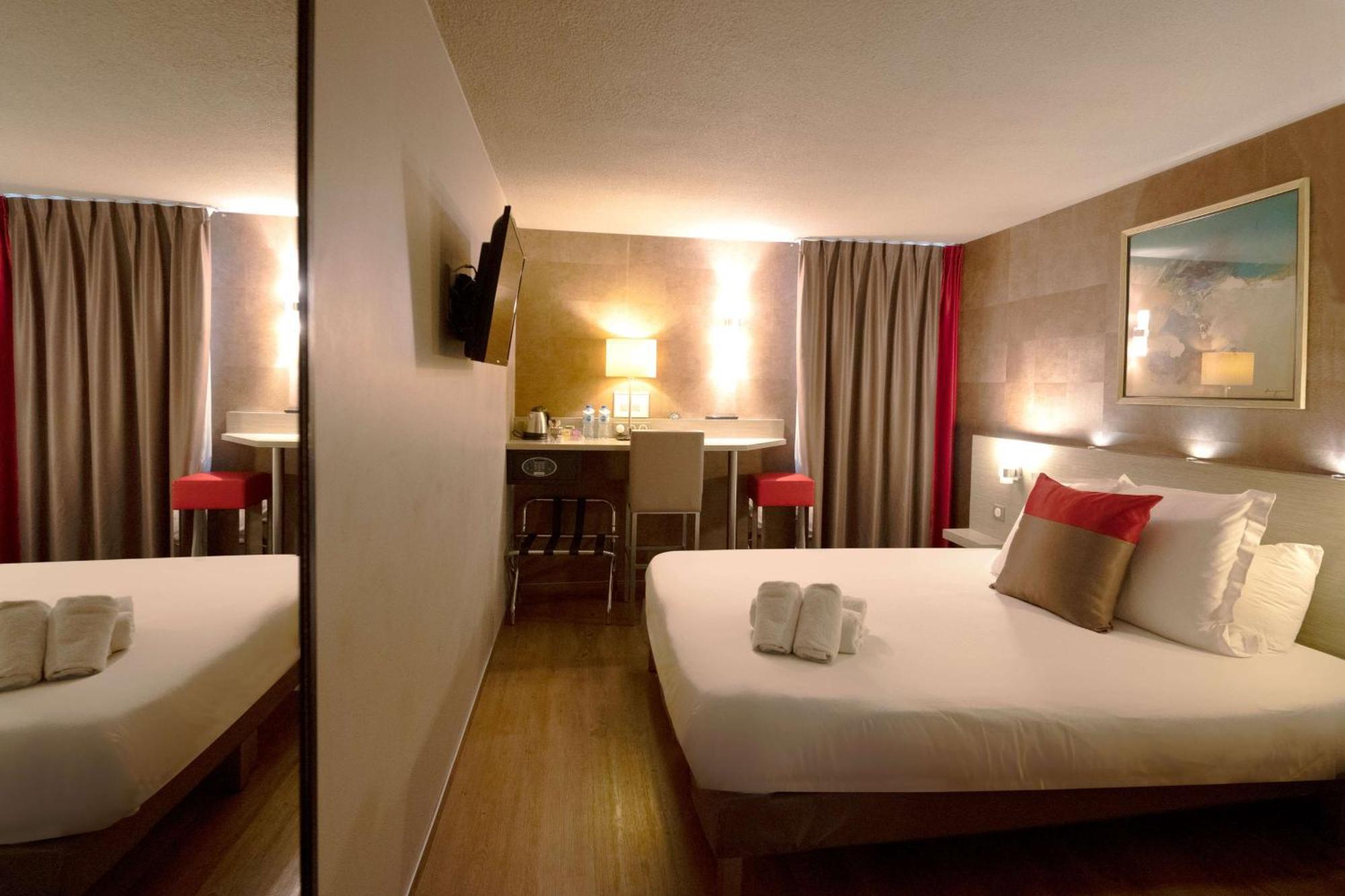 Best Western L'Atelier 117 Maubeuge Exterior photo