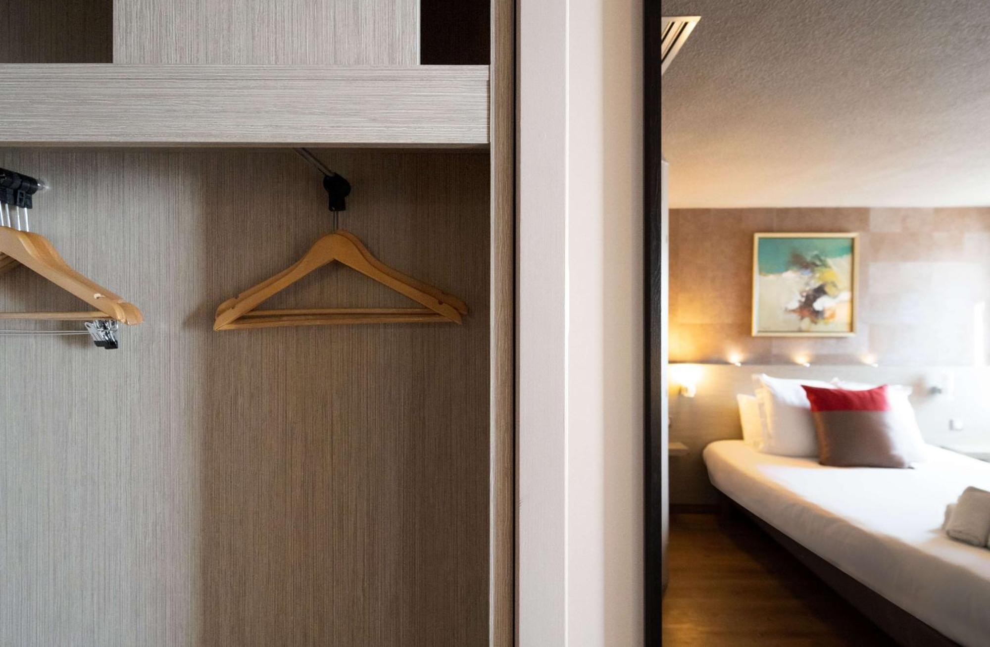 Best Western L'Atelier 117 Maubeuge Exterior photo